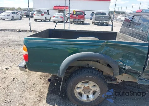 2003 Toyota Tacoma Base V6 z USA, uszkodzony, nr VIN 5TEWN72N43Z185848